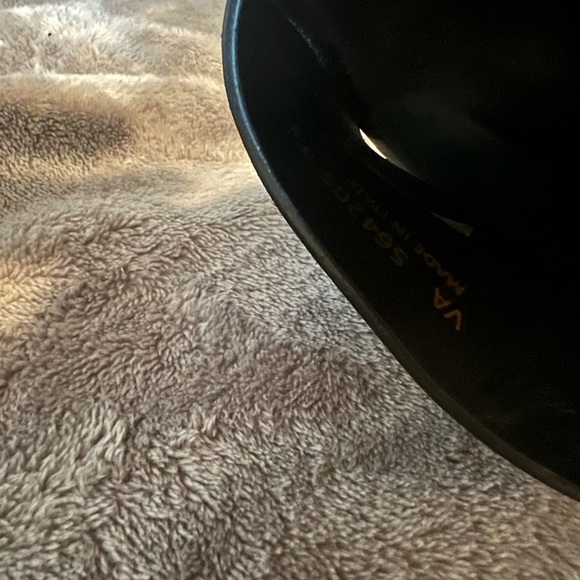 Authentic - Picture 2 of 7